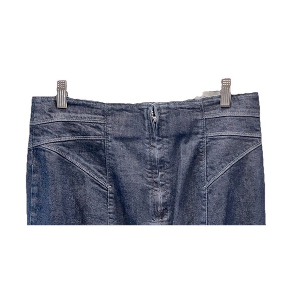Ann Taylor Blue Denim dark wash jean  Skirt Size 8 back zip boho minimalist - Picture 4 of 7